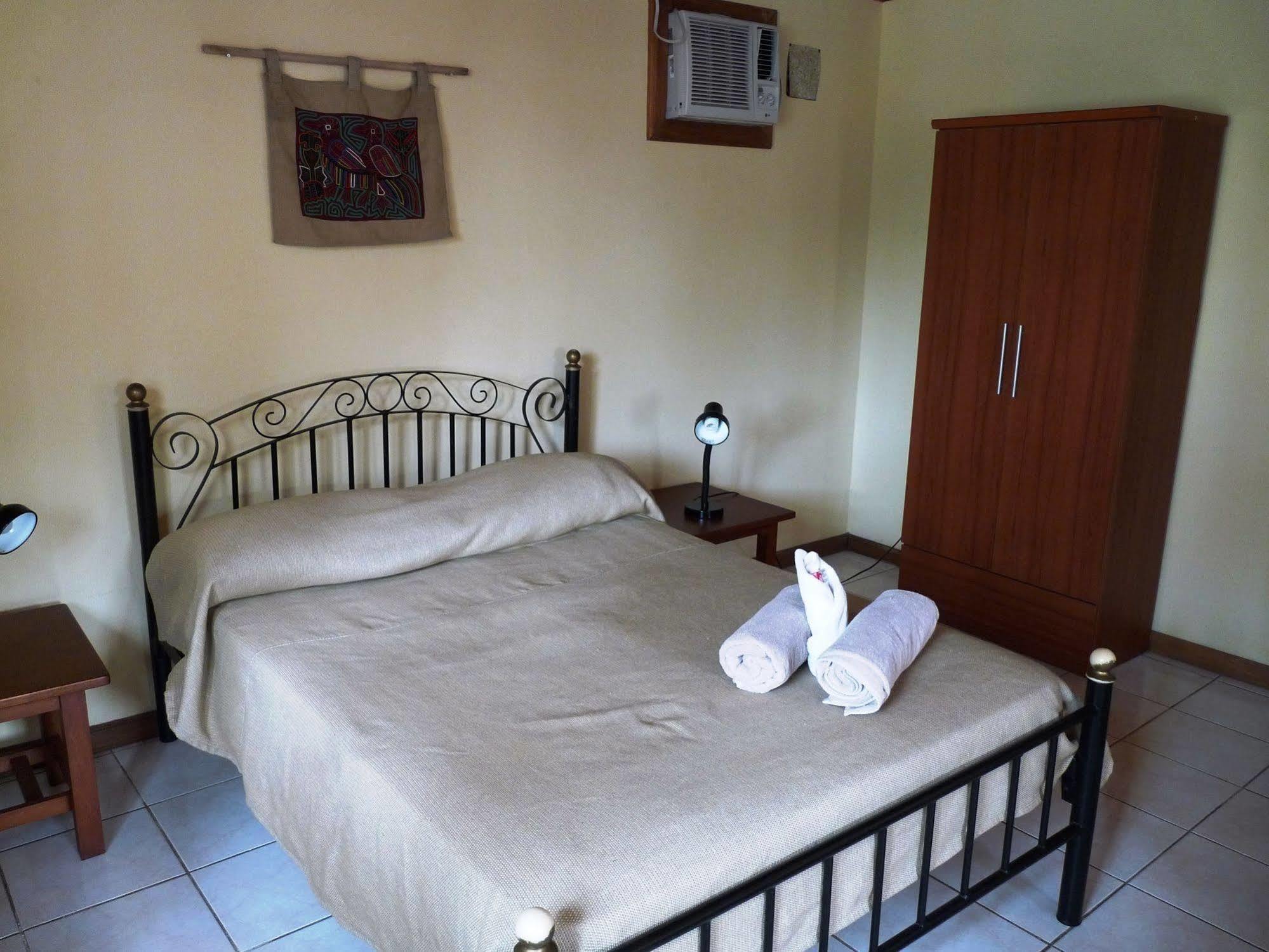 Hotel Posada Isla Chica Bocas del Toro Luaran gambar